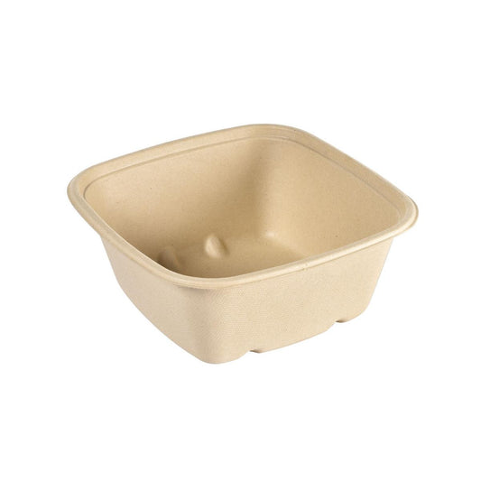 Eine schlichte, quadratische Cube Bowl 1200 ml (181x181x73 mm), unbeschichtete Braun Bagasse von Duni GmbH, mit leicht abgerundeten Kanten und einer strukturierten Oberfläche, fotografiert auf weiß. Umweltfreundlich - ideal für die nachhaltige Aufbewahrung von Lebensmitteln. Packung: 40 Stück.