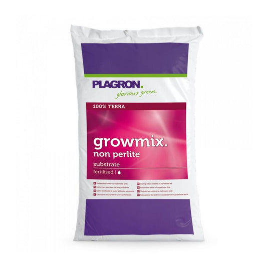 Das Bild zeigt einen weißen Beutel Plagron Growmix 50 l – ohne Perlite von Bertels B.V. mit violetten und rosa Akzenten und der Aufschrift „Premium Pflanzenerde, vorgedüngt für 100 % Terra-Düngung, um gesundes Pflanzenwachstum zu gewährleisten“.