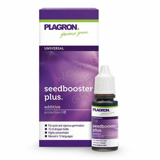 Das Bild zeigt eine Flasche Plagron Seedbooster Plus 10ml von Bertels B.V. neben ihrer violett-weißen Verpackung. Dieser wichtige Zusatzstoff fördert die schnelle Keimung junger Pflanzen. Eine Anleitung in 12 Sprachen liegt der Verpackung bei.