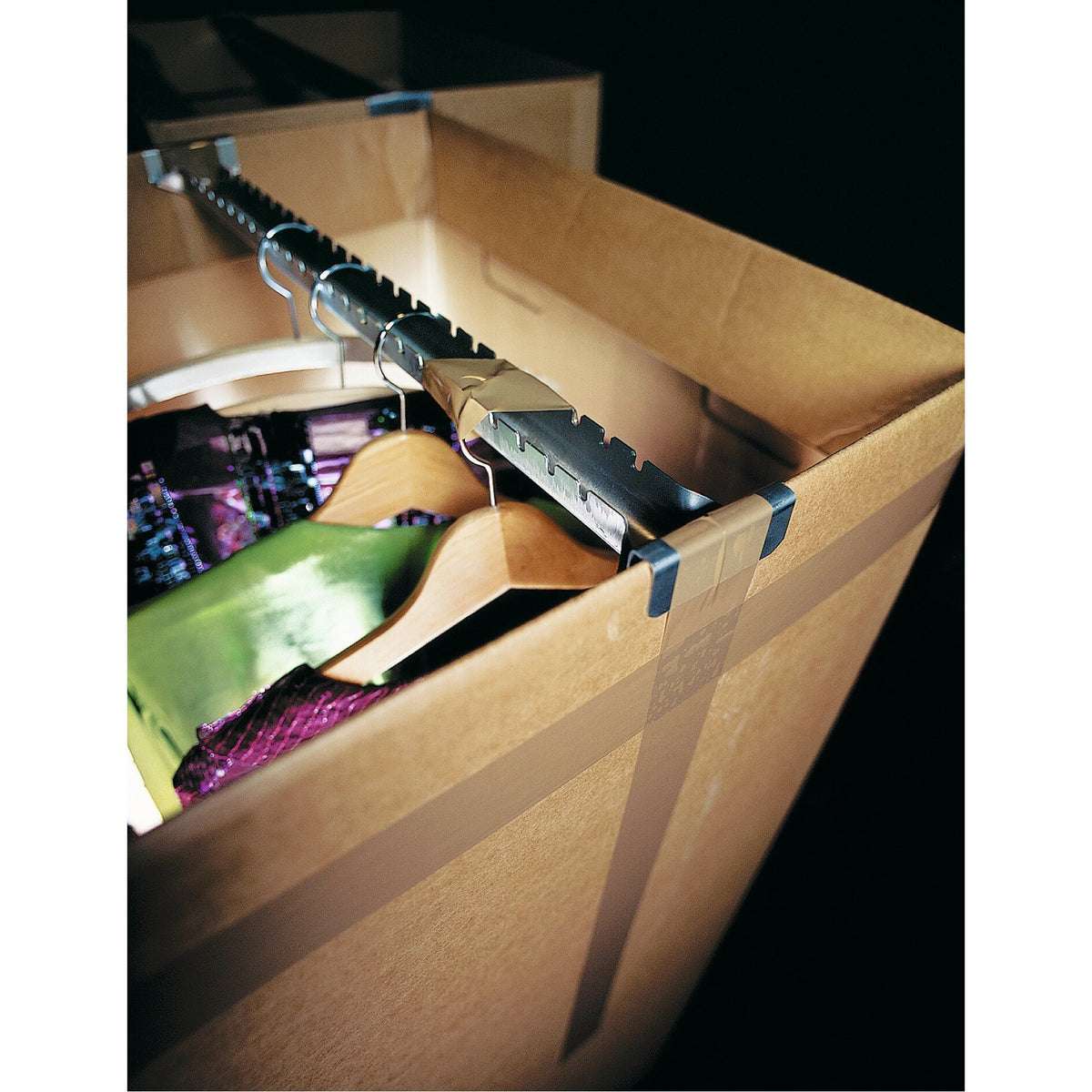 tesa Professional 4124 Packband Premium PVC – Anwendung