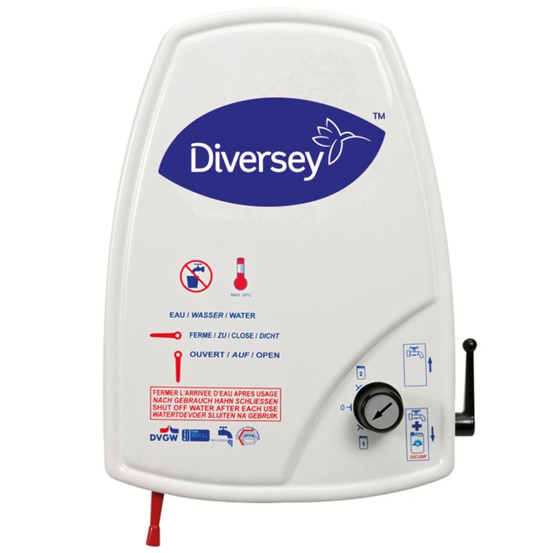 La station de dosage J2000 complète de Diversey Deutschland GmbH & Co. OHG est un appareil de mélange par pulvérisation pour deux produits avec un manuel multilingue, un bouton de commande, un indicateur de température, un levier et une buse rouge pour un dosage précis.