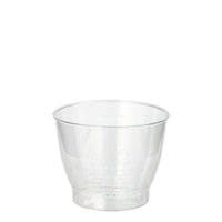 Un gobelet transparent Starpak 15 en PS robuste, d'une contenance de 0,1 l, Ø 6,8 cm/5,4 cm, est présenté debout devant un fond blanc uni. Ce gobelet en plastique est transparent comme du verre et est livré par lot de 15, emballé sous film thermorétractable.