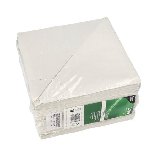 Ein Stapel PAPSTAR 1000 Spitztüten aus Zellstoff, gefädelt, der PAPSTAR GmbH, eingehüllt in Klarsichtfolie mit einem grün-weißen Produktinformationsetikett auf der Vorderseite.