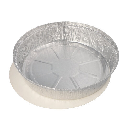 Une poêle en aluminium Starpak 25 à bords ronds et vide, avec un couvercle intérieur revêtu de PP, repose sur une surface blanche simple, idéale pour le catering ou les plats à emporter.