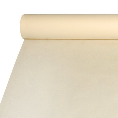 Eine große Rolle Starpak-Tischdecke, stoffähnlich (Airlaid 20 m x 1,2 m), wird auf einer flachen Oberfläche ausgerollt und enthüllt ihre glatte, makellose Textur – ideal für die Gastronomie oder hochwertige Tischdekorationen.