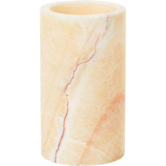 Le bougeoir en onyx minéral (125 x 70 mm) de Duni GmbH séduit par son design élégant, de couleur beige clair avec des veines naturelles, et par sa partie supérieure ouverte qui se détache sur un fond blanc sobre. Conditionnement : 1 pièce.