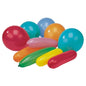 Ein Set von PAPSTAR Luftballons farbig sortiert, verschiedene Formen (Beutel mit 10 Stück) von PAPSTAR GmbH als bunte Party Deko auf weißem Hintergrund arrangiert.
