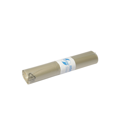 Illustré est un rouleau de sacs à déchets DEISS ECOFINE® 13900 en LDPE/LLDPE recyclé 120 litres d'EMIL DEISS KG (GmbH + Co.), emballé dans une étiquette blanche avec texte et graphique bleus, sur fond blanc.