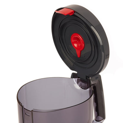 Eine Nahaufnahme des Kimberly-Clark GmbH WypAll® Reach™ Centrefeed Dispenser (Schwarz) zeigt den transparenten Behälter, den schwarzen Klappdeckel, den roten Verschluss und den runden Griff - perfekt für den professionellen Einsatz. 1 Spender/Karton.