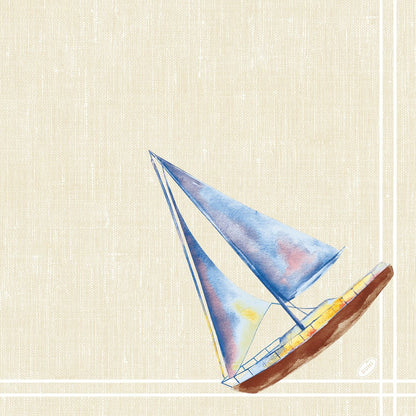 Un voilier aquarellé avec des voiles bleues et jaunes sur un fond texturé beige, des lignes de bordure blanches et une étiquette ovale - idéal pour les serviettes Dunisoft 40 x 40 cm 1/4 pli de Duni GmbH.