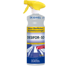 Die 500 ml Sprühflasche der Dr. Schnell DESIFOR-SD Flächendesinfektion der DR.SCHNELL GmbH & Co. KGaA mit gelbem Auslöser und blau-gelber Verpackung ist gebrauchsfertig für die Flächendesinfektion.