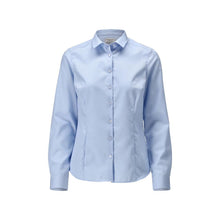 Chemise, chemisier femme coupe femme moderne