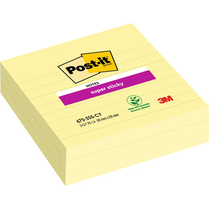 Une pile de grandes notes adhésives jaunes Post-it® Super Sticky de 3M Deutschland GmbH (101 mm x 101 mm, 70 feuilles/bloc), marquée 100% PEFC. Avec une étiquette violette "Super Sticky" et fabriquée à partir de papier recyclé certifié.
