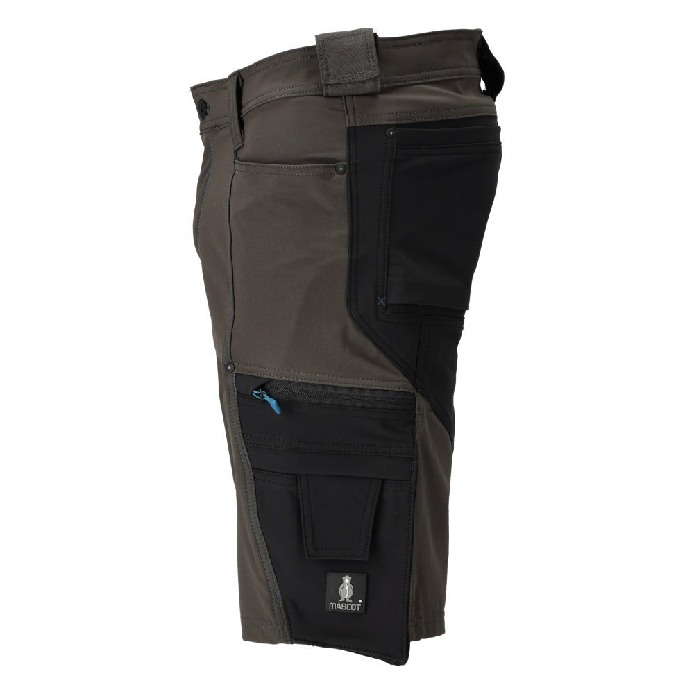 Short, short ULTIMATE STRETCH