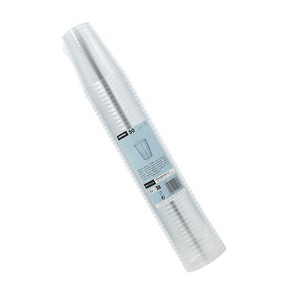 Une pile de gobelets Starpak 50, PS transparent est emballée dans un plastique avec une étiquette bleu clair, indiquant la marque Starpak et les données du produit, y compris la quantité de 50 gobelets.