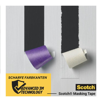 Zwei Streifen lila-weißes Scotch® Malerabdeckband für empfindliche Oberflächen (24 mm x 41 m) der 3M Deutschland GmbH werden von einer schwarz-weiß gestrichenen Fläche abgezogen, wobei scharfe Farblinien sichtbar werden. Auf einem gelben Etikett steht "Scharfe Farbkanten Advanced 3M Technology".