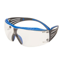 Lunettes de sécurité 3M™ SecureFit™ 400X, branches bleues/grise, revêtement antibuée/anti-rayures Scotchgard™ (K&N), verres transparents, SF401XSGAF-BLU-EU, 20 par paquet | Paquet (1 pièce)