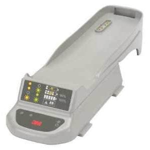 3M™ Versaflo™ Batterieladestation, TR-640 | Packung (1 Stück)