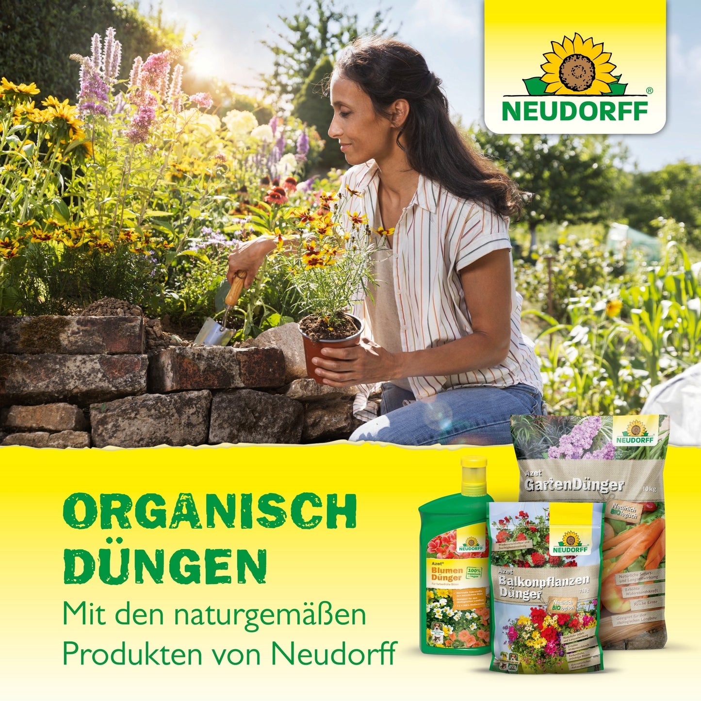 Une femme agenouillée dans un jardin plante des fleurs - comme des cactus et des succulentes - dans une jardinière en pierre surélevée. Au premier plan se trouve l'engrais liquide Azet pour cactus et succulentes de Neudorff Shop, qui fait la promotion en allemand de la fertilisation organique avec des produits naturels.