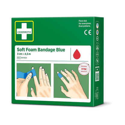 Eine grüne Schachtel Orkla Wound Care AB Cederroth soft foam binde blau 3x450cm (1 Stück) zeigt auf der Vorderseite Abbildungen von Händen, die einen blauen Verband anlegen, und auf der Seite sind medizinische Symbole abgebildet.