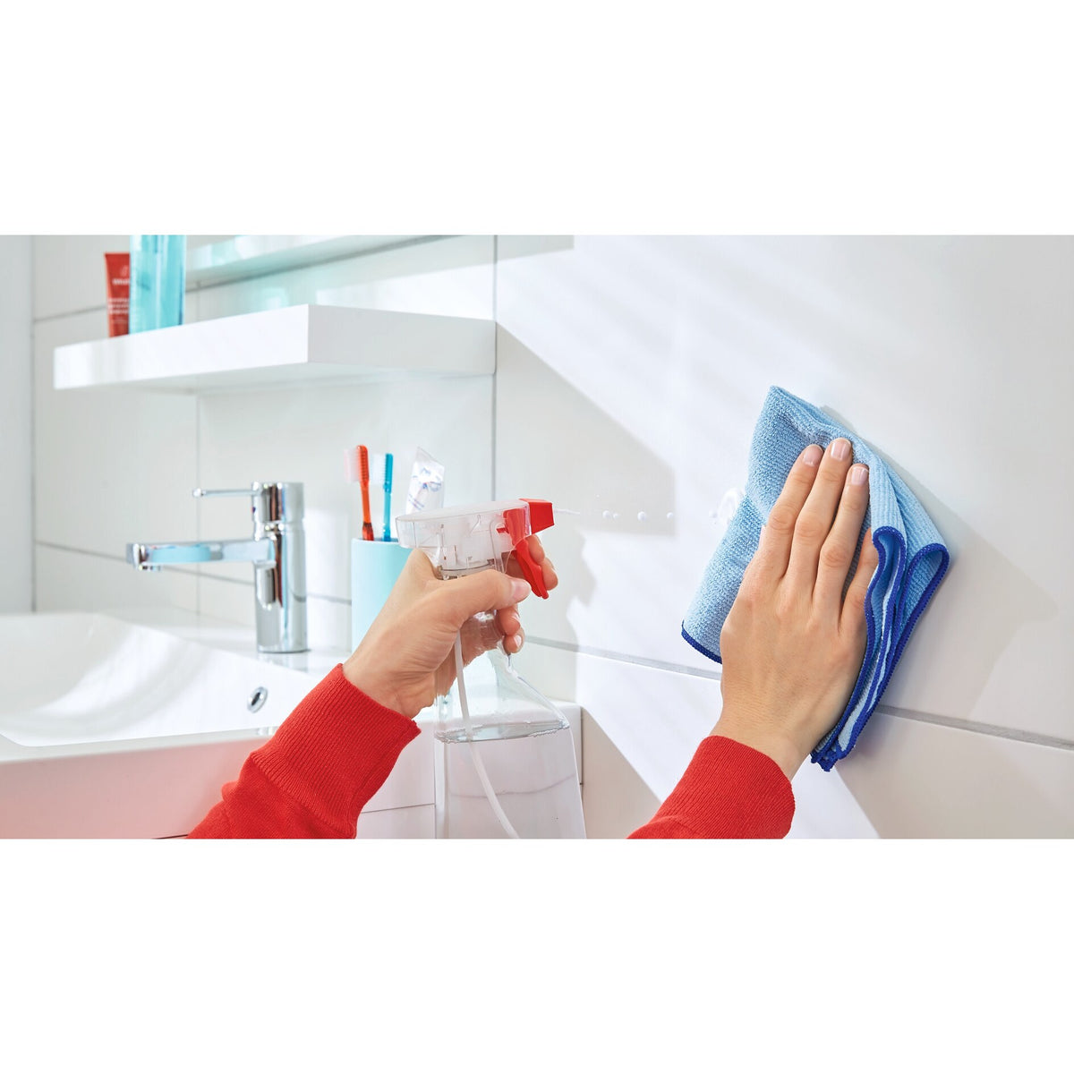 tesa Powerstrips Haken S Metall Eckig, weiß – Anwendung