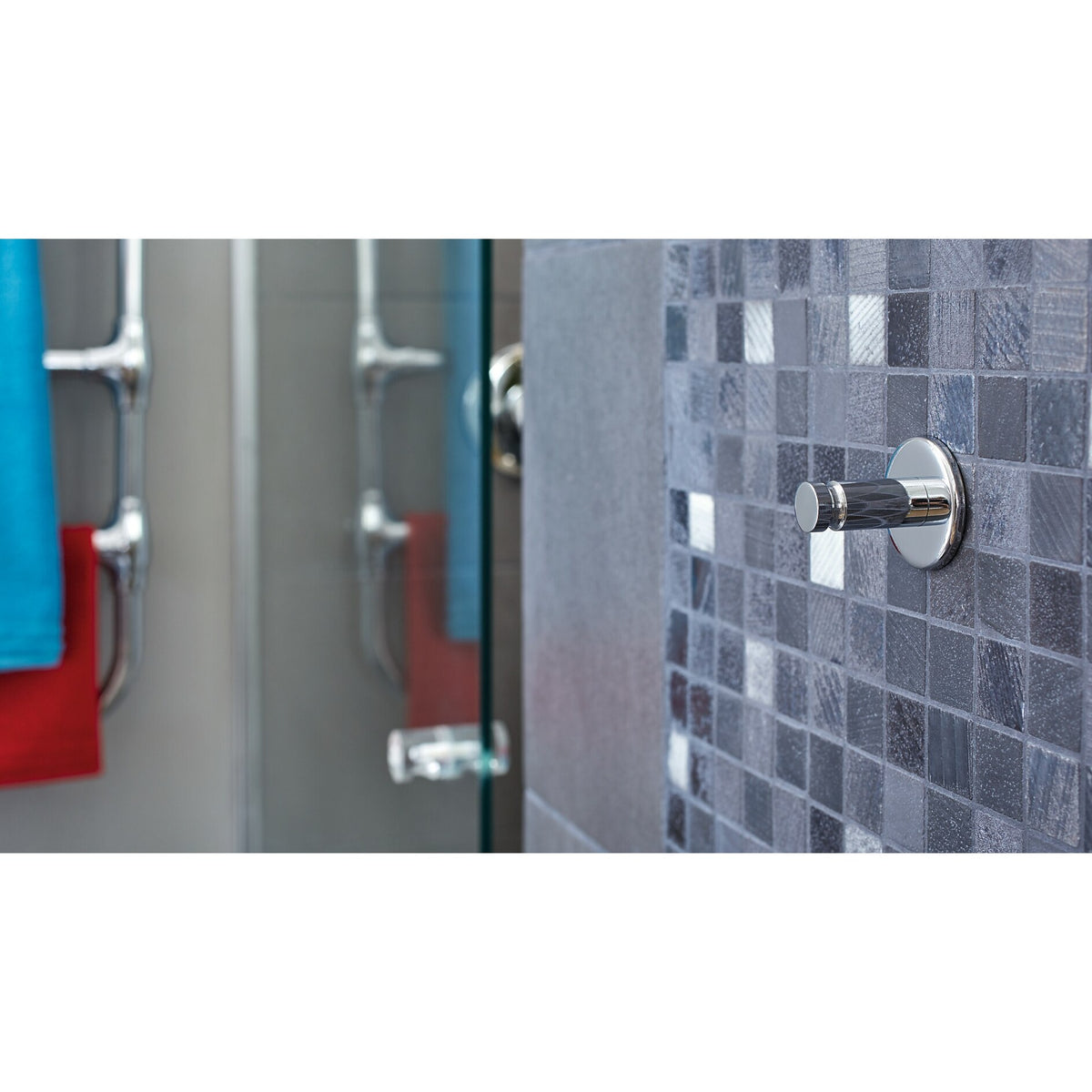 tesa Powerbutton Universal Small Klebehaken – Anwendung