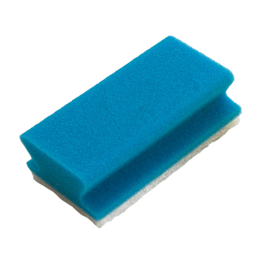 Le tampon éponge TASKI 10 pièces de Diversey Deutschland GmbH & Co. OHG est une éponge de nettoyage rectangulaire bleue avec une couche abrasive blanche - idéale pour un nettoyage sans effort et efficace sur différentes surfaces.