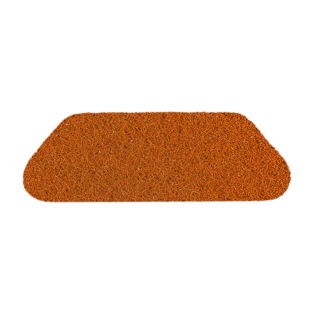 Le Twister HT S-Pad Orange (45x15 cm, 2 pièces, Diversey Deutschland GmbH & Co. OHG) est idéal pour le nettoyage en profondeur des sols non revêtus dans les zones à forte fréquentation - ici avec des poils orange serrés et des coins arrondis sur fond blanc.