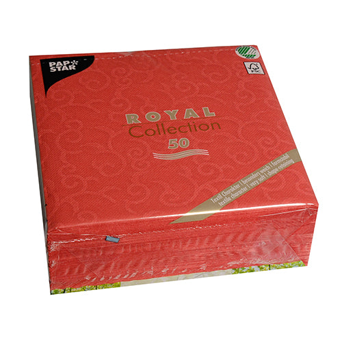Eine rote quadratische Packung der PAPSTAR GmbH mit der Aufschrift "ROYAL Collection" enthält 50 rote Servietten (40 x 40 cm, 1/4-Faltung), die in klarem Kunststoff verpackt und mit goldenen Akzenten versehen sind und das PAPSTAR-Logo tragen.