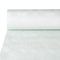 Ein teilweise ausgerolltes PAPSTAR Papiertischtuch mit Damastprägung in elegantem Weiß liegt auf dem Tisch und zeigt das dezente, geometrische Muster dieser festlichen Premium-Tischdecke von PAPSTAR GmbH.