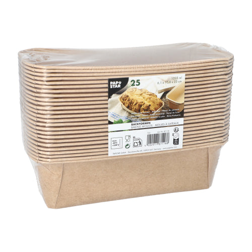 Ein Stapel PAPSTAR 25 Backformen „pure“ eckig braun der PAPSTAR GmbH, verpackt in Klarsichtfolie. Das Etikett zeigt Produktdetails und eine Abbildung der Backwaren.