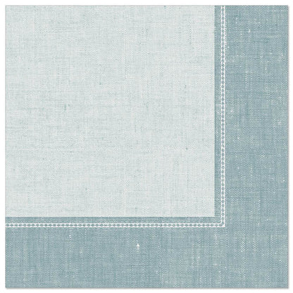 Un gros plan d'un PAPSTAR 50 serviettes "ROYAL Collection" pli 1/4 40 x 40 cm bleu de PAPSTAR GmbH, montrant une couleur bleu foncé avec un bord plus sombre et des coutures visibles, représenté sur un fond blanc simple.