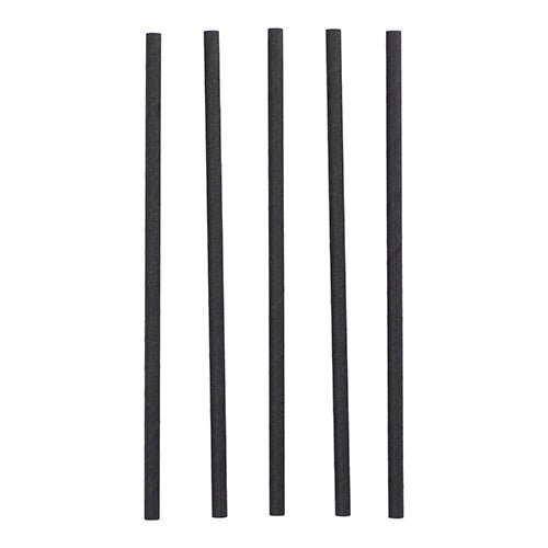 Cinq pailles à secouer en papier noires PAPSTAR 500, Ø 8 mm · 25 cm, de PAPSTAR GmbH, sont disposées verticalement à intervalles réguliers devant un fond blanc uni.
