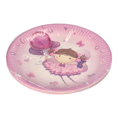 PAPSTAR 10 Teller, Pappe rund Ø 23 cm von der PAPSTAR GmbH – rosa Teller mit einem Mädchen im rosa Kleid, das einen Luftballon, Herzen und Blumen hält. Perfekter Einwegteller für Partys & Veranstaltungen. Die Teller werden in einer Kunststoffverpackung geliefert.