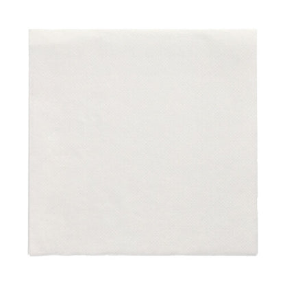 Eine schlichte weiße PAPSTAR 150 Servietten „DAILY Collection“ Papierserviette (32 x 32 cm, 1/4-Falz) der PAPSTAR GmbH wird aufgefaltet und flach auf einen weißen Hintergrund gelegt, wodurch ihre saubere Textur und Oberfläche hervorgehoben wird.