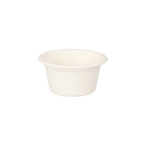 Die PAPSTAR Dressingschalen Zuckerrohr "pure" Ø 6 cm, weiß (12er Set) von PAPSTAR GmbH sind umweltfreundlich, biologisch abbaubar und als weiße Pappschälchen isoliert auf weißem Hintergrund zu sehen.