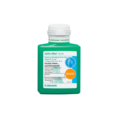 Eine grüne Flasche B. Braun Softa-Man® acute Händedesinfektionsmittel, zugeschnitten auf den medizinischen Bereich, wurde von B. Braun Deutschland GmbH & Co. KG entworfen. Das Etikett enthält Produktdetails, ein Logo und eine bebilderte Anleitung. Es ist mit einer weißen Kappe versehen und wird auf einem schlichten weißen Hintergrund präsentiert.