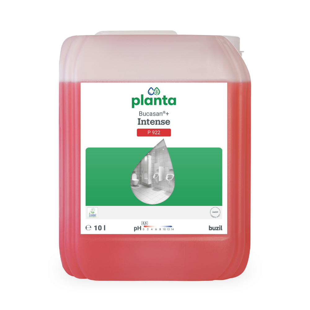 Cette image montre un conteneur de 10 litres avec Buzil Bucasan®+ Intense P 922, un nettoyant sanitaire écologique et détartrant à base d'acide méthanesulfonique. L'étiquette affiche clairement le nom du produit et l'image de marque de BUZIL-WERK Wagner GmbH & Co. KG, mis en valeur par un graphique en forme de goutte au-dessus d'un rectangle vert avec une scène de salle de bain en arrière-plan.