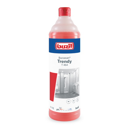 Une bouteille de 1 litre de Buzil Bucasan® Trendy T 464 Nettoyant sanitaire intensément parfumé au design rouge et blanc de BUZIL-WERK Wagner GmbH & Co. KG montre sur l'étiquette un motif de salle de bain et des symboles d'application. Elle promet une brillance sans traces et est fermée par un bouchon rouge contenant une solution de nettoyage efficace.
