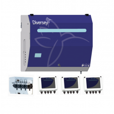 Die DF10M (IoC) 6 Pumpen Haupteinheit von Diversey Deutschland GmbH & Co. OHG ist ein blaugraues, wandmontiertes Dosiersystem mit Logo, Steuermodulen und einer Komponente mit vier Ventilen für bis zu 8 Waschmaschinen in Wäschereien.