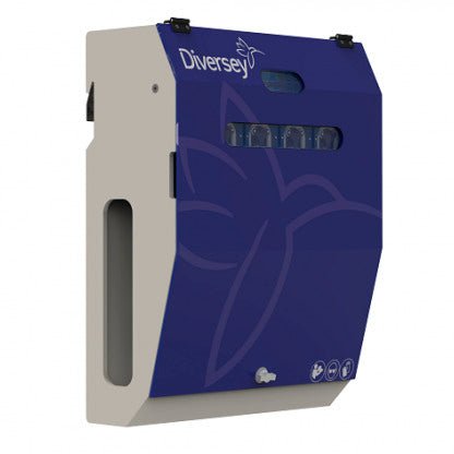 L'unité principale DF5M (IOC) de Diversey Allemagne est un système de dosage intelligent monté au mur avec un panneau avant bleu, une fente de fenêtre et des symboles - idéal pour les blanchisseries internes (max. 4 machines/produits).