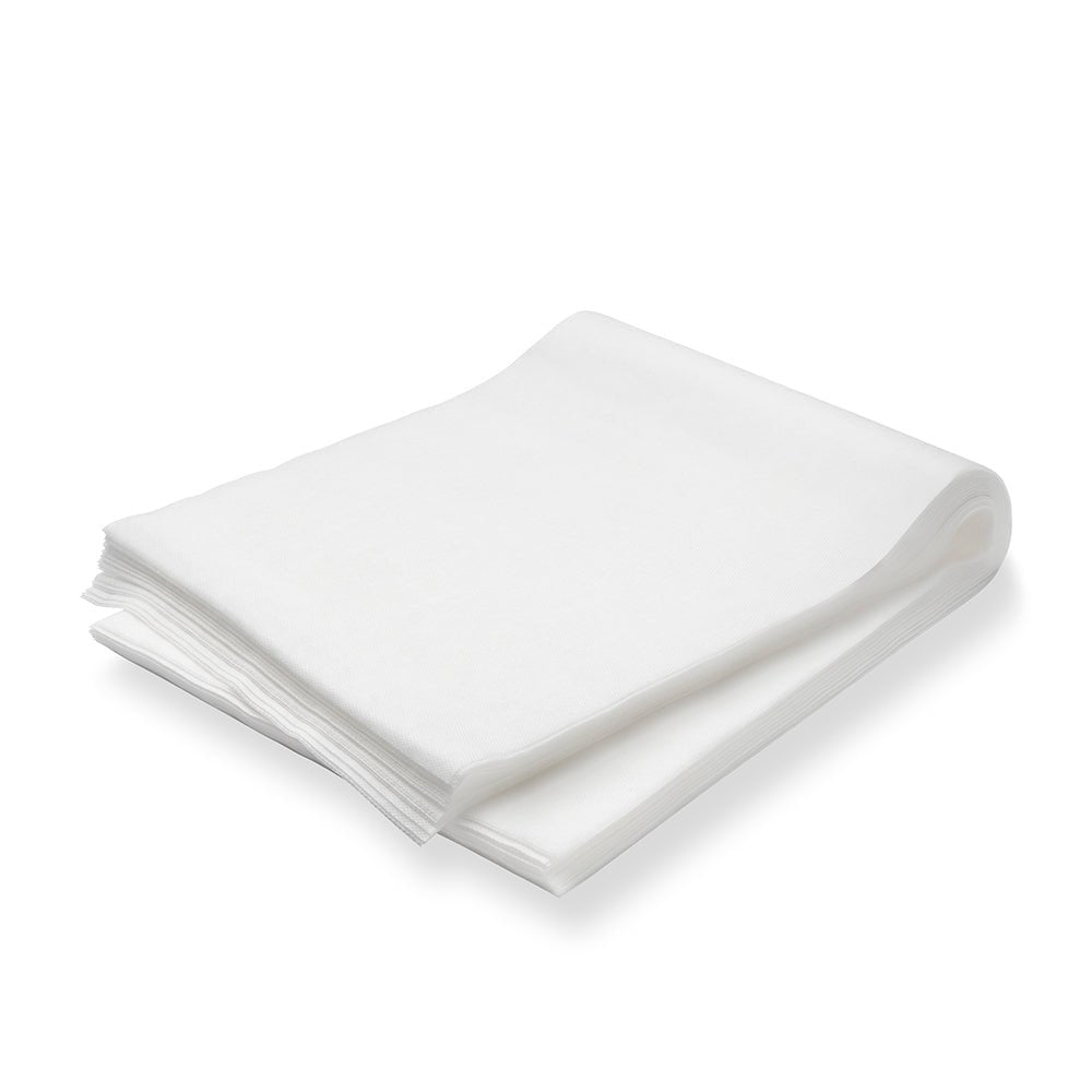 Eine Packung mit 100 TASKI Staubtüchern (60 x 25 cm, ölgetränkt) von Diversey Deutschland GmbH & Co. OHG ist sauber gestapelt auf einer weißen Fläche - ideal für die tägliche Pflege und Staubentfernung auf beschichteten und unbeschichteten Böden.