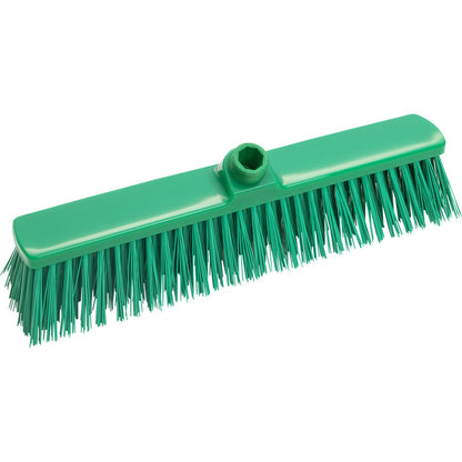 Der GROßRAUMBESEN PBT ø 1,0MM HART 400x60x65mm von Haug Bürsten KG ist ein grüner Besenkopf mit steifen Borsten und einer zentralen Gewindebohrung - perfekt für die effiziente Bodenreinigung auf großen Flächen.