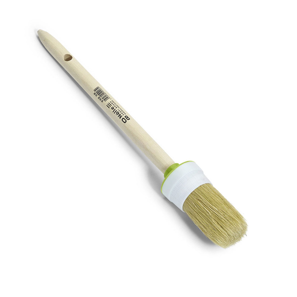 Le pinceau annulaire d'artisan Nölle Profi Brush de Nölle Profi Brush Bürsten- & Pinseltechnik e.K. dispose d'un mélange de poils beige dans une virole en plastique blanc-vert, avec un manche en bois incluant un trou de suspension pratique.