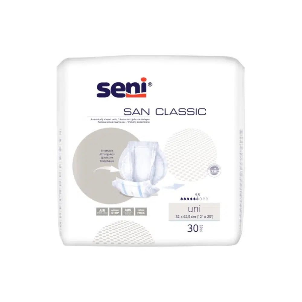 L'image montre un paquet de protections pour incontinence San Seni Classic Uni de TZMO Deutschland GmbH. Le paquet est principalement blanc avec des accents bleus et beiges et contient un texte avec des informations sur la capacité d'absorption et la taille. Pour un confort de port supplémentaire, 30 inserts sont inclus dans le paquet.