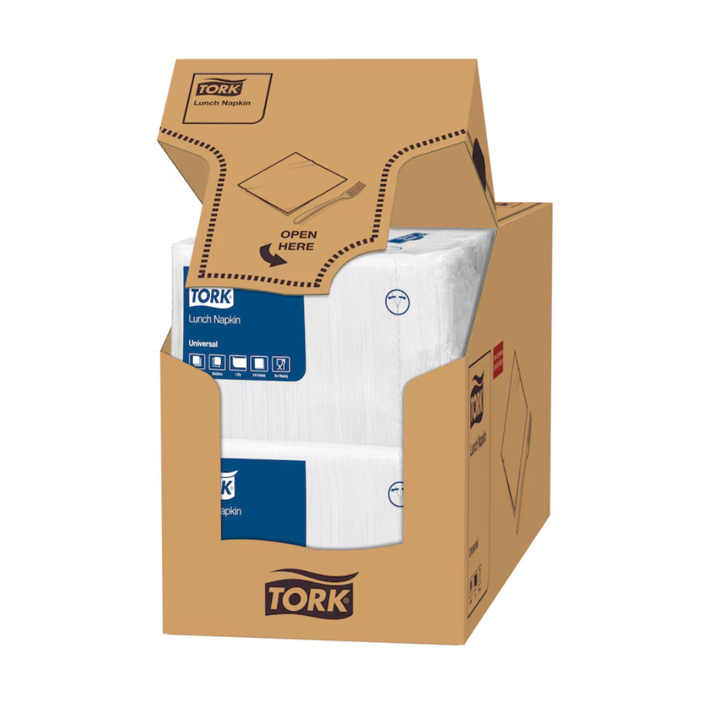 Une grande boîte de serviettes de déjeuner Tork 509300 Blanc Universel 1-couche, contenant huit paquets, est partiellement ouverte en haut, laissant voir des paquets scellés de serviettes blanches. La boîte est parfaite pour les fast-foods et montre clairement la marque TORK de Essity Professional Hygiene Germany GmbH ainsi que des informations sur le produit indiquant leur compostabilité industrielle.