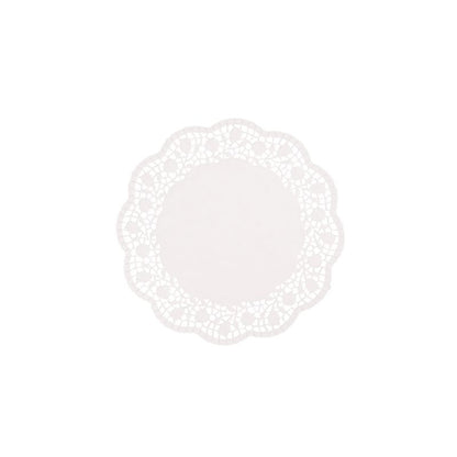 Un napperon rond blanc de la PAPSTAR GmbH avec un motif de type dentelle élaboré sur les bords, qui rappelle les napperons traditionnels, sur un fond blanc uni. Le produit s'appelle PAPSTAR napperons ronds blancs.