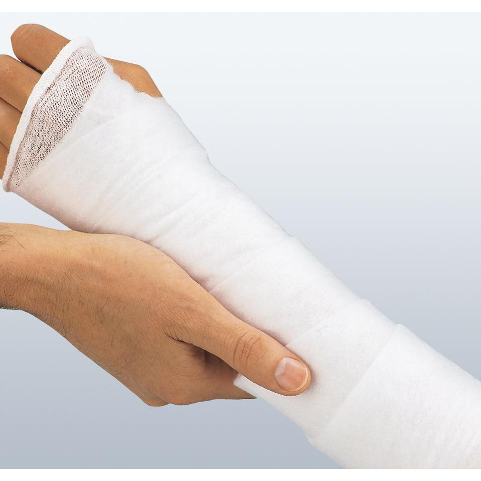 Artiflex, ouate de rembourrage très gonflée, non stérile – en cours d'utilisation